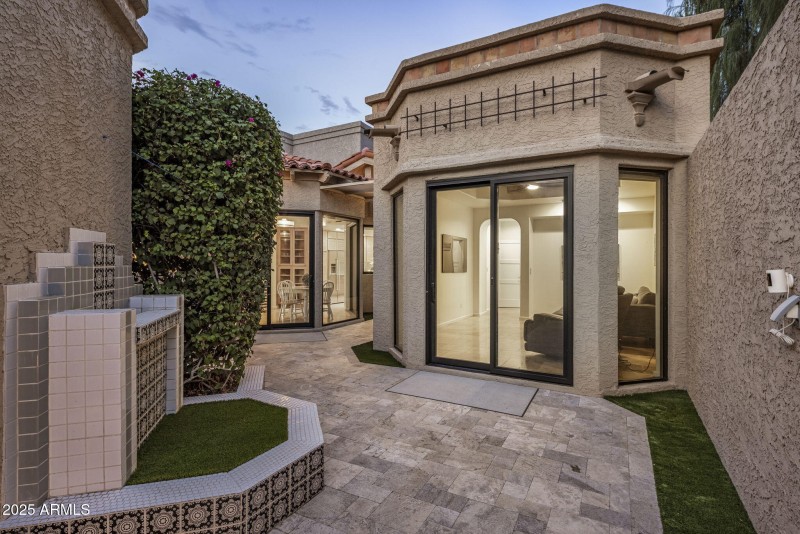 8401 N 84th Pl, Scottsdale