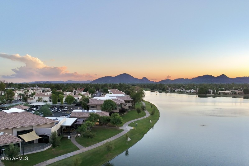 8401 N 84th Pl, Scottsdale