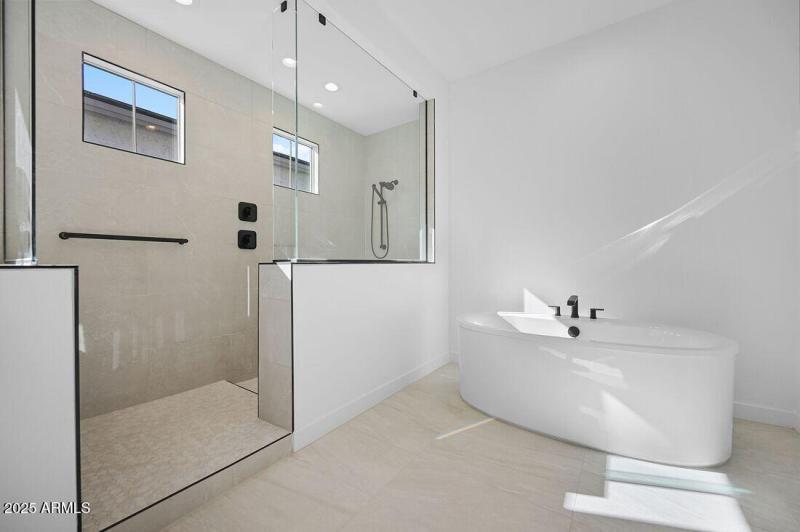 7660 W REMUDA Drive- Ready Now!