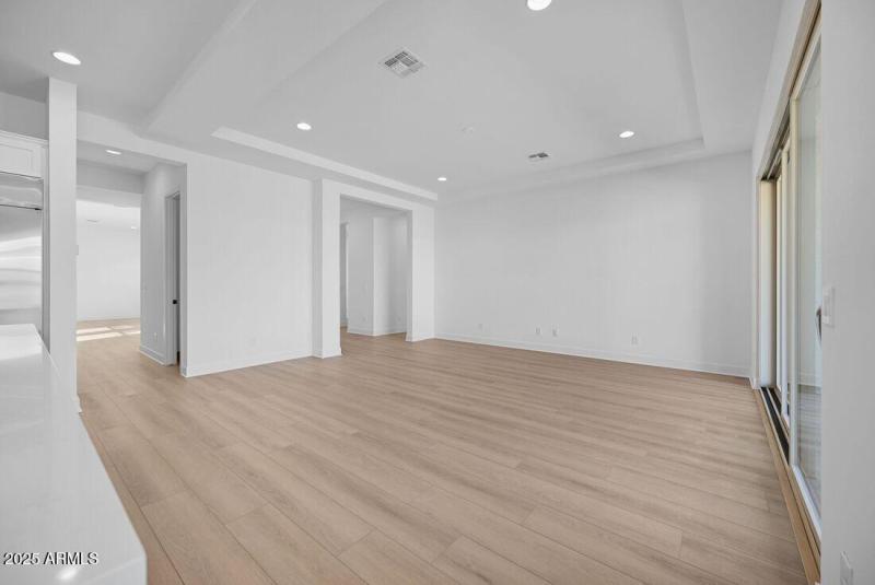 7660 W REMUDA Drive- Ready Now!