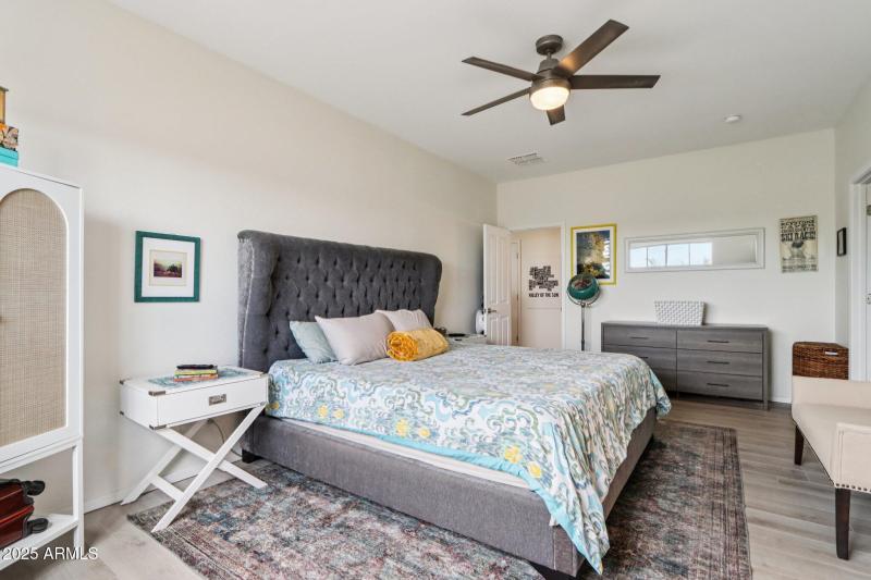 24-web-or-mls-E Anasazi Pl-S2009-024