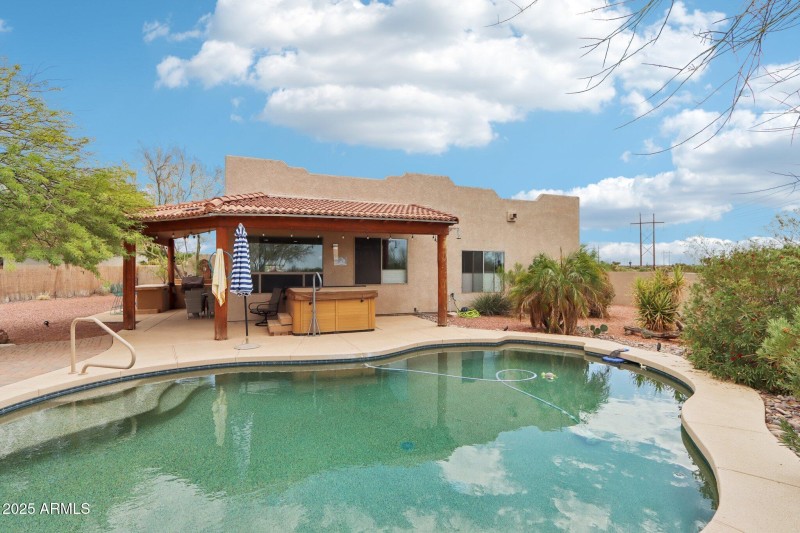 42-web-or-mls-E Anasazi Pl-S2009-042