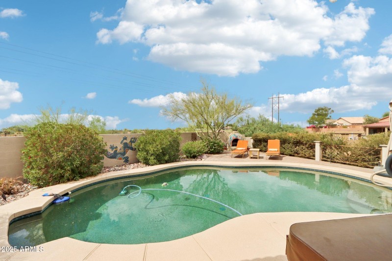 43-web-or-mls-E Anasazi Pl-S2009-043