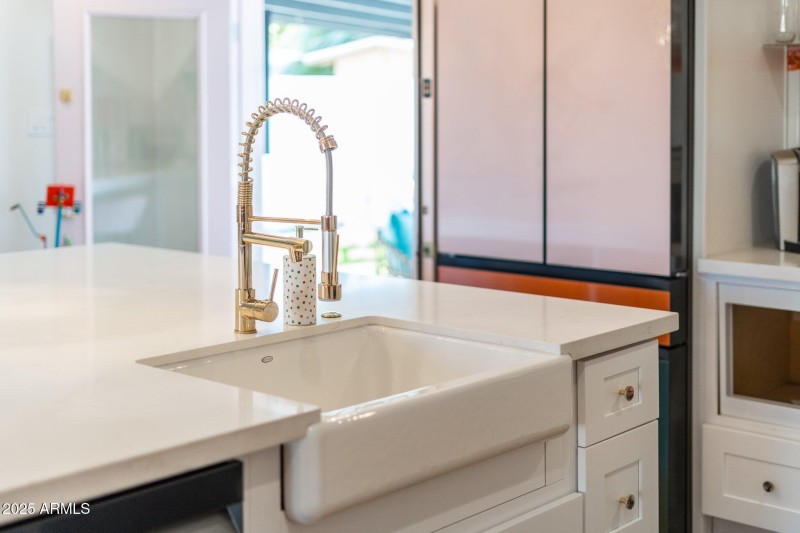 Extra Large Farm Sink