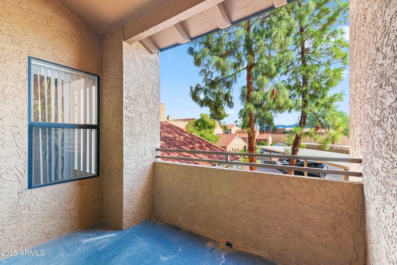 27_8787 e mountain view rd 2101-27