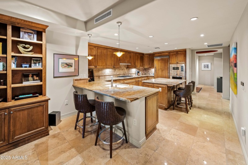 09112025_MLS_Resolution_Waterfront Tower