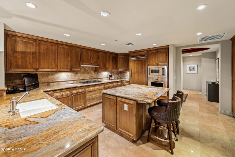 09112025_MLS_Resolution_Waterfront Tower