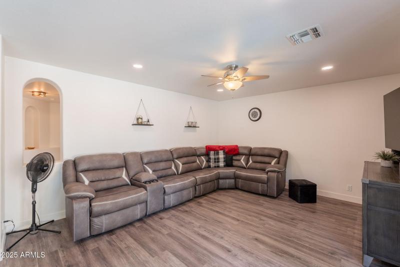 21-web-or-mls-Butler-21