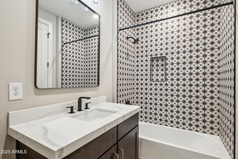 Secondary EnSuite Bath