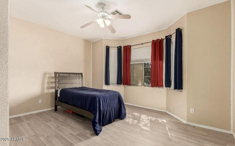 32FC1596-8086-4B58-8973-07354816CD29_1_2