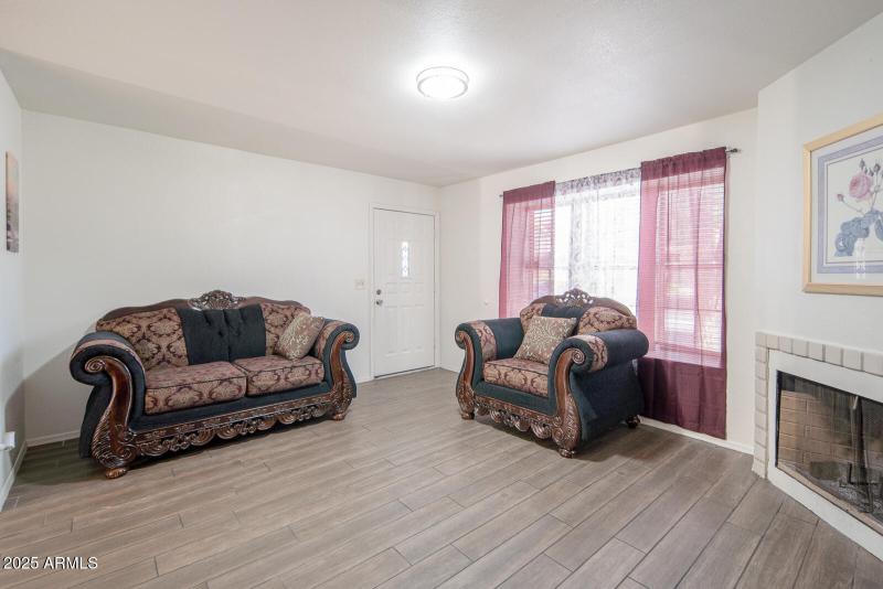 20250919_7977-W-Wacker-Rd_Unit-253_04