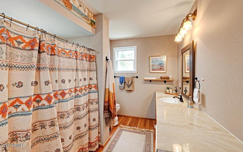 Main level bathroom VE-17