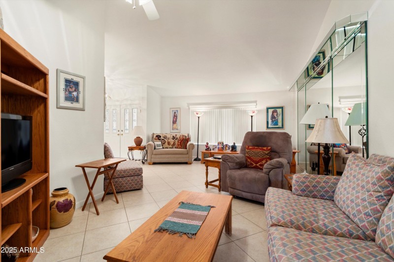 09-0U5A23014623 W Greystone Dr6