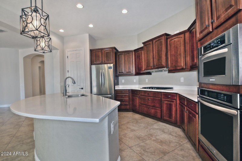 7167 W Merriweather Wy-large-013-020-Kit