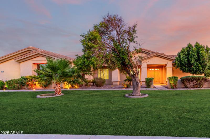 3531 E Norwood Circle