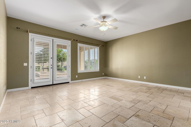 3531 E Norwood Circle