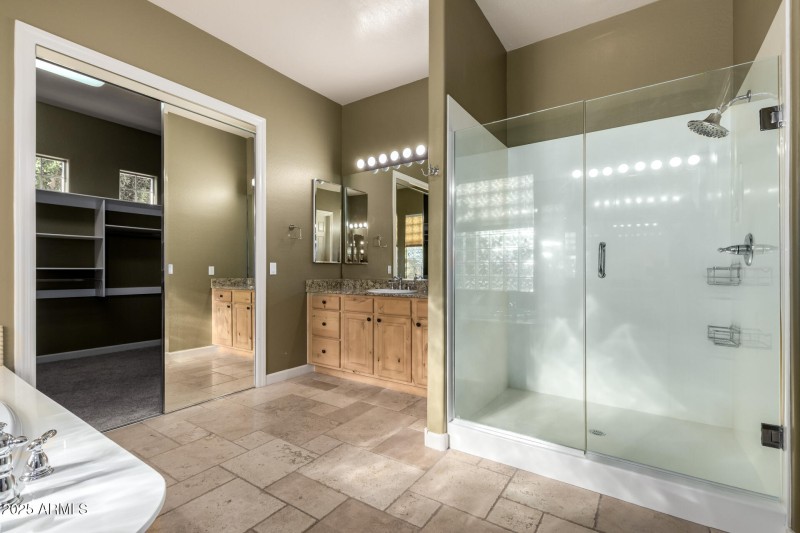 3531 E Norwood Circle