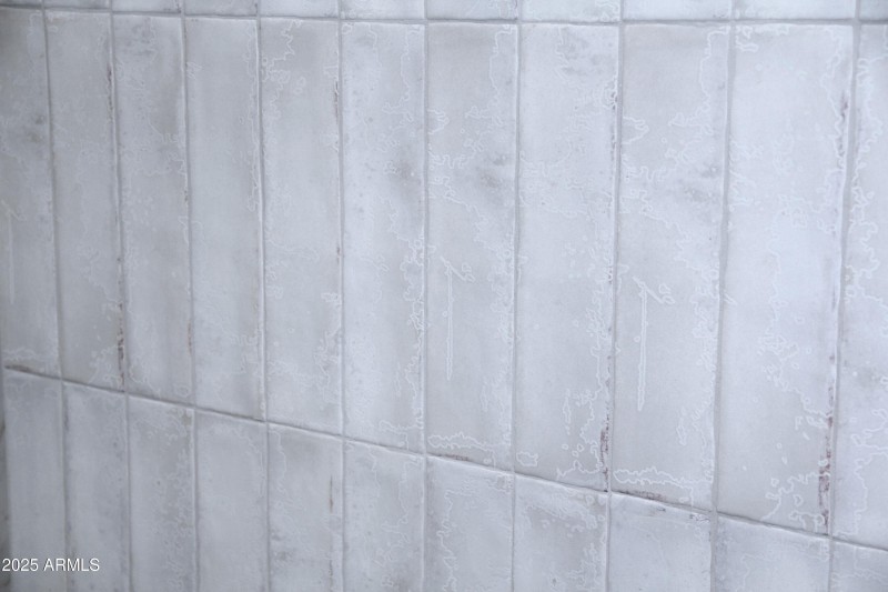 MBR back splash