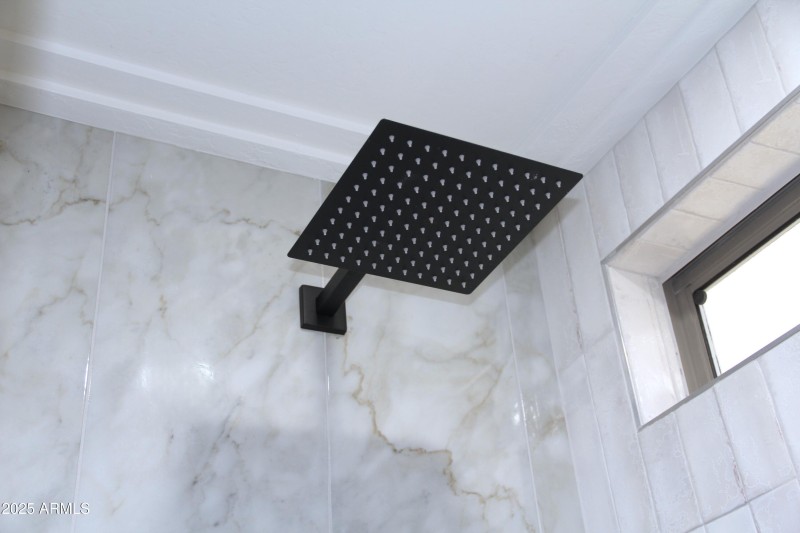 MBR rain shower