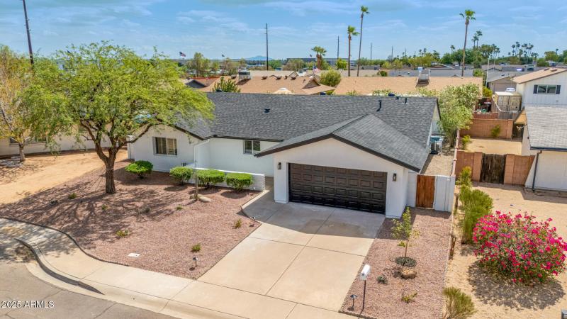 08 - Fairmount Drone