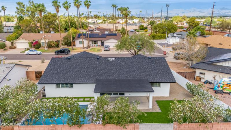 09 - Fairmount Drone