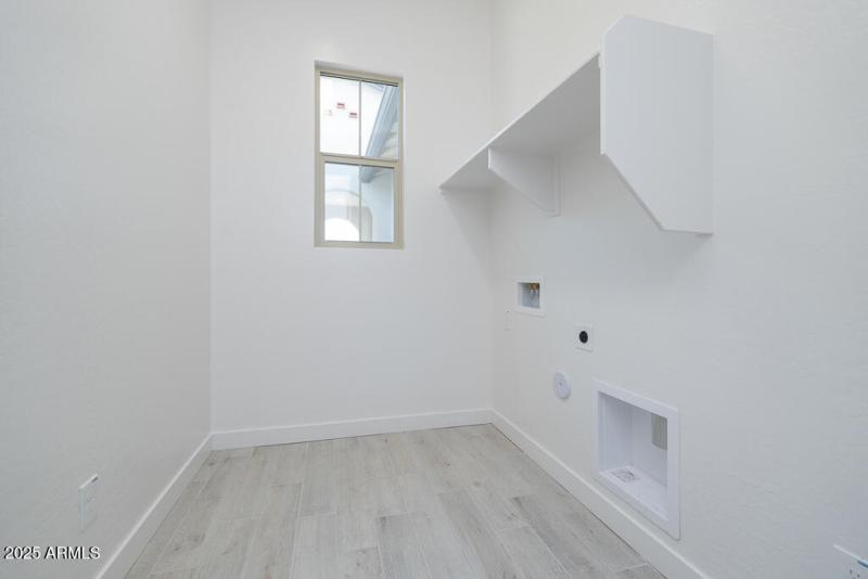 Tri Pointe Whispering Hills 81 - Laundry