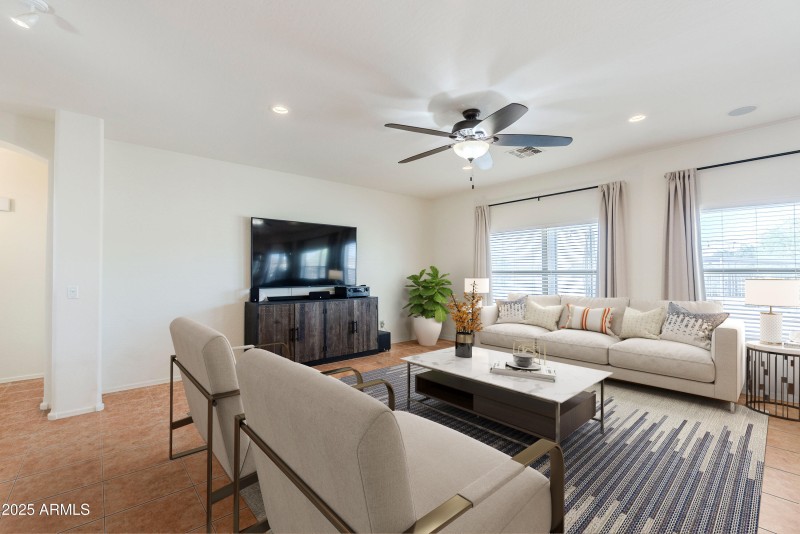 Prospector-17 Living Room_FIX