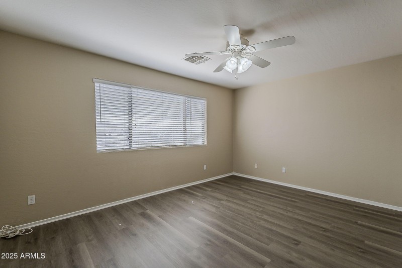 26-web-or-mls-Paseo Way-26