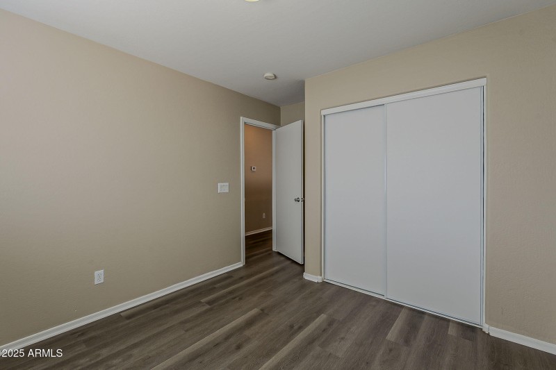 33-web-or-mls-Paseo Way-33