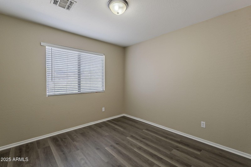 34-web-or-mls-Paseo Way-34