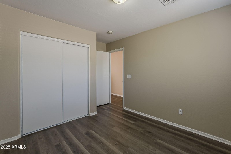 35-web-or-mls-Paseo Way-35