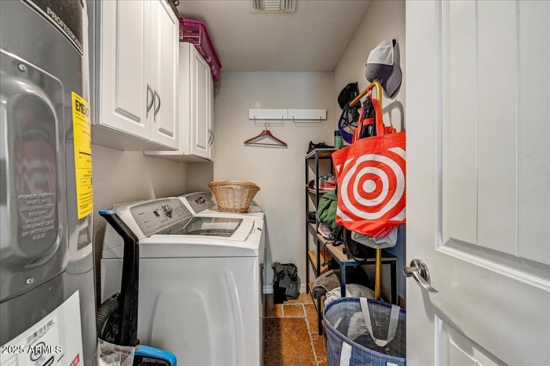23-Laundry Room