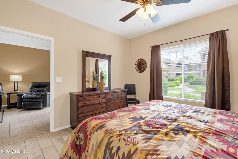 23-web-or-mls-5335-e-shea-blvd-1040