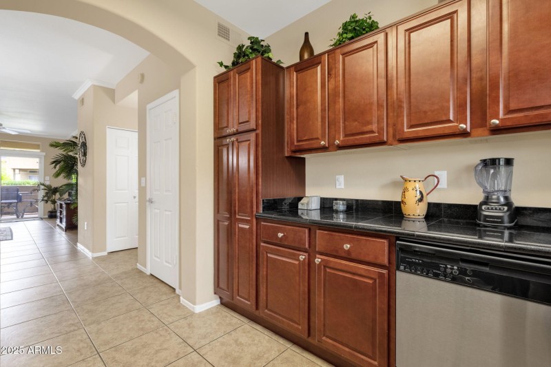 11-web-or-mls-5335-e-shea-blvd-1040