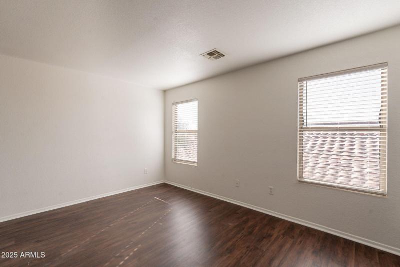 21-web-or-mls-Bowman-21