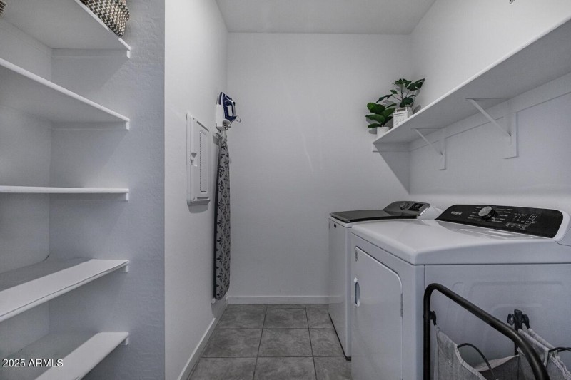 14 Laundry Room