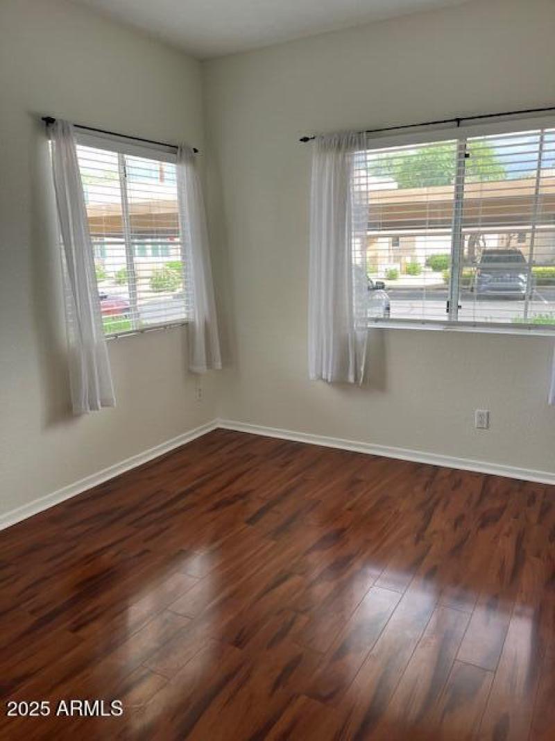 11333 N 92nd 1085 main bed2