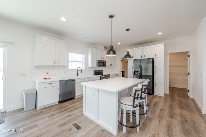 DSC02541-Enhanced-NR