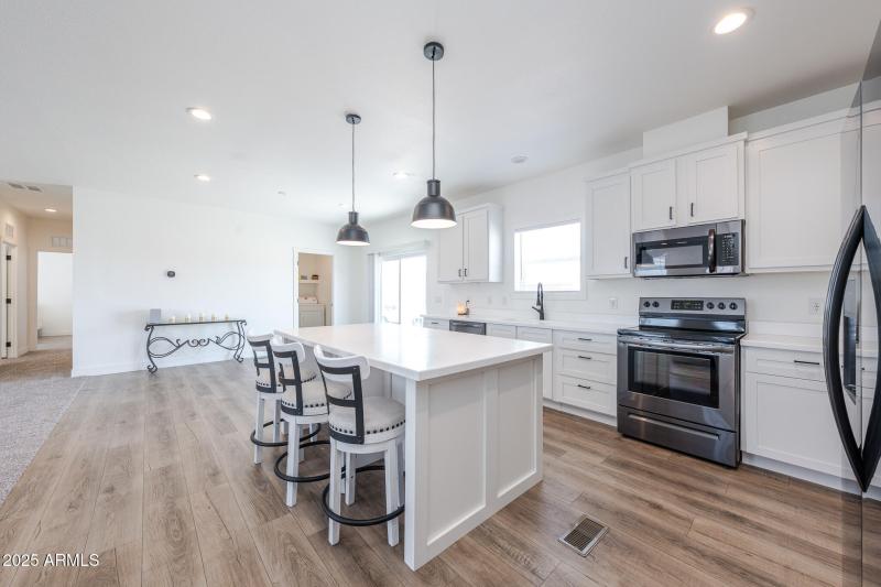 DSC02555-Enhanced-NR