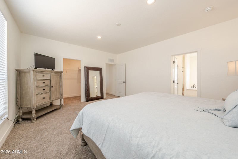 DSC02567-Enhanced-NR