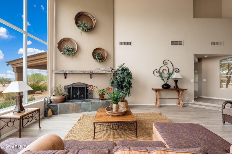 17047 E Dixileta Dr - 12