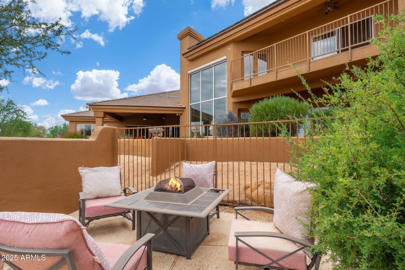 17047 E Dixileta Dr - 56