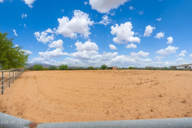 17047 E Dixileta Dr - 68