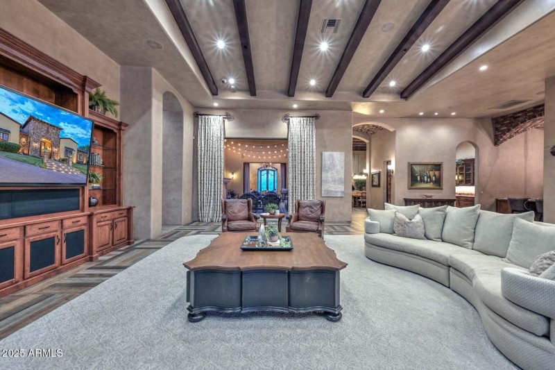 Night-Family Room-Courtyard