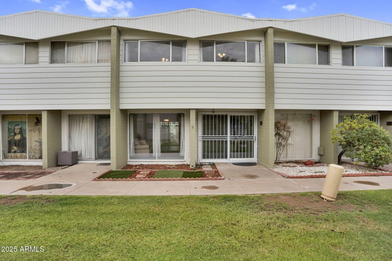 1-web-or-mls-920 N 82nd St h12 - 2