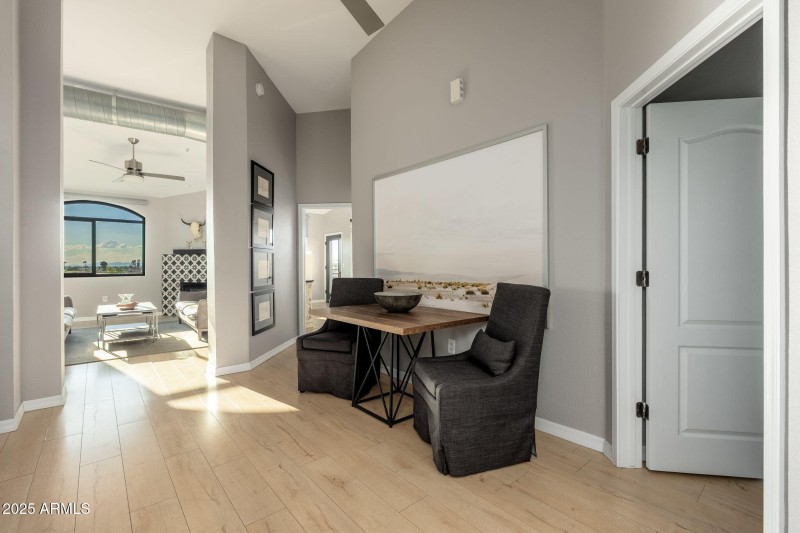 4525 N 22nd St UNIT 407 - 05