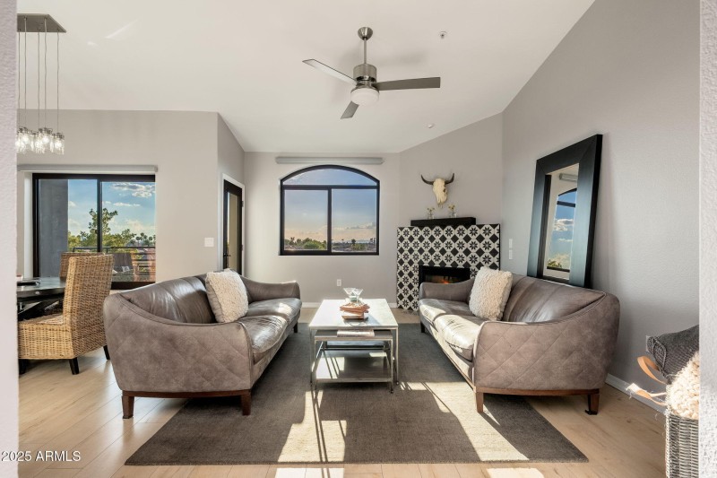 4525 N 22nd St UNIT 407 - 06