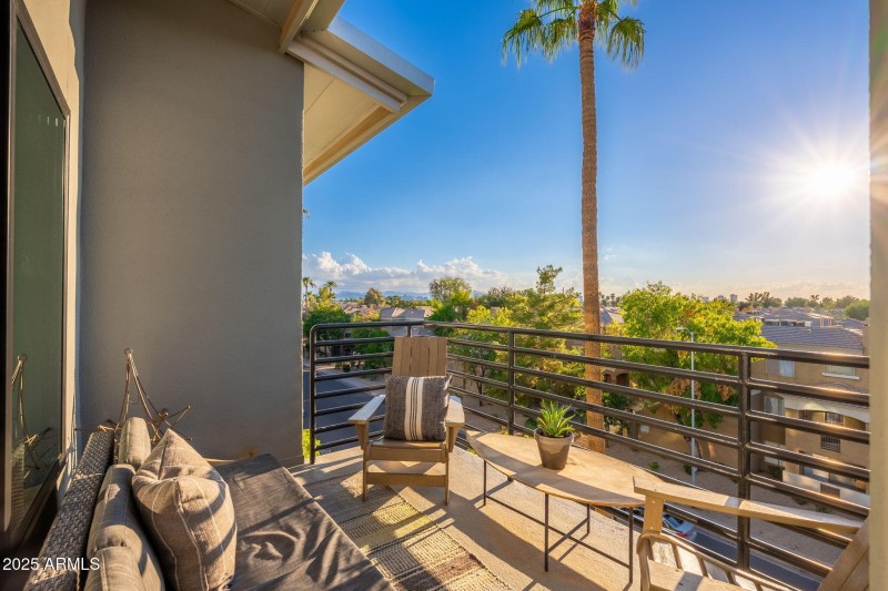 4525 N 22nd St UNIT 407 - 20