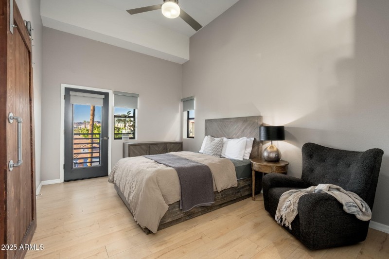 4525 N 22nd St UNIT 407 - 34