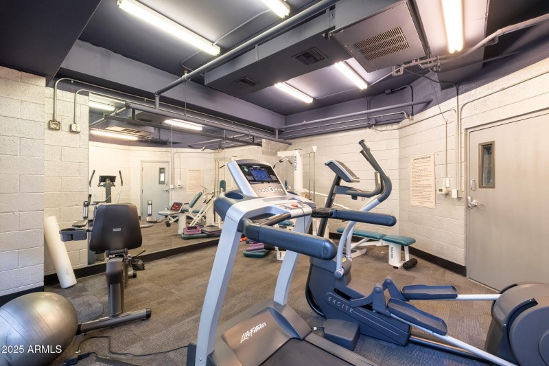 4525 N 22nd St UNIT 407 - 48